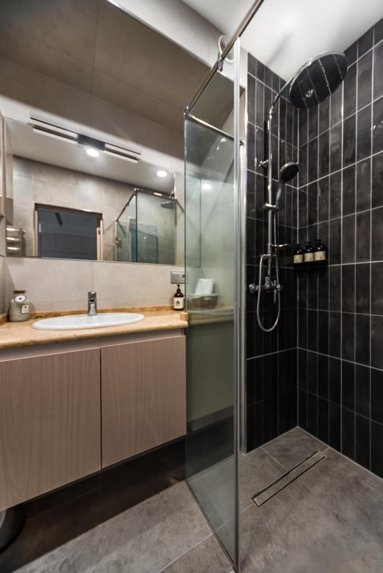 Thames Apartment By Downtown Inn, City Center Erywań Zewnętrze zdjęcie