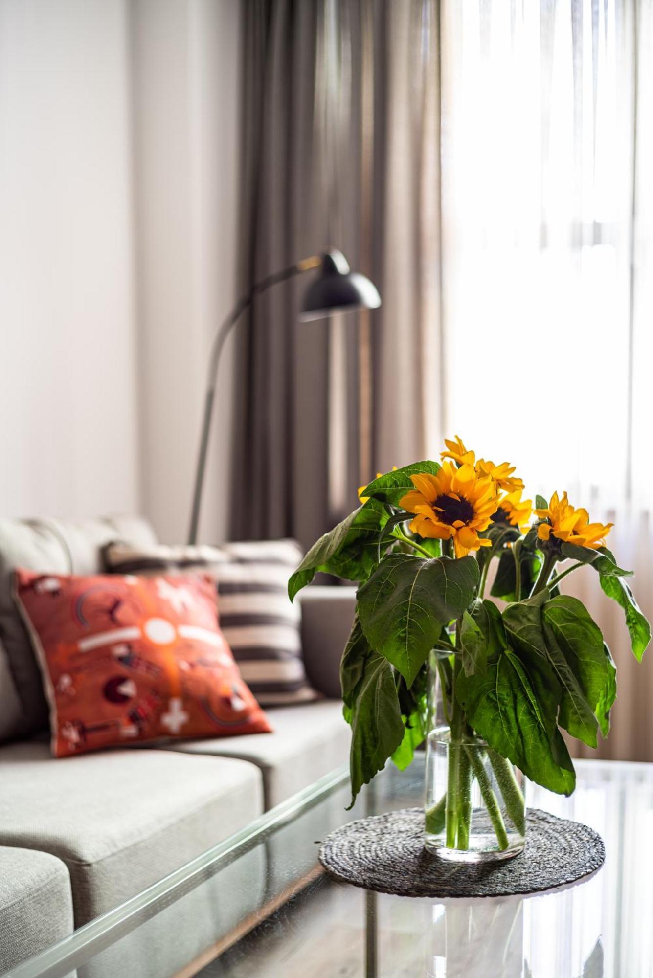 Thames Apartment By Downtown Inn, City Center Erywań Zewnętrze zdjęcie